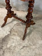 Antiek haltafeltje, fournituren tafel, Ophalen
