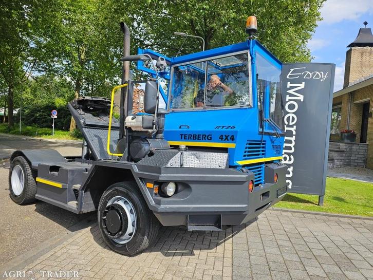 Terberg RT 26 4x4 Terminal Trekker, Zakelijke goederen, Machines en Bouw | Heftrucks en Intern transport