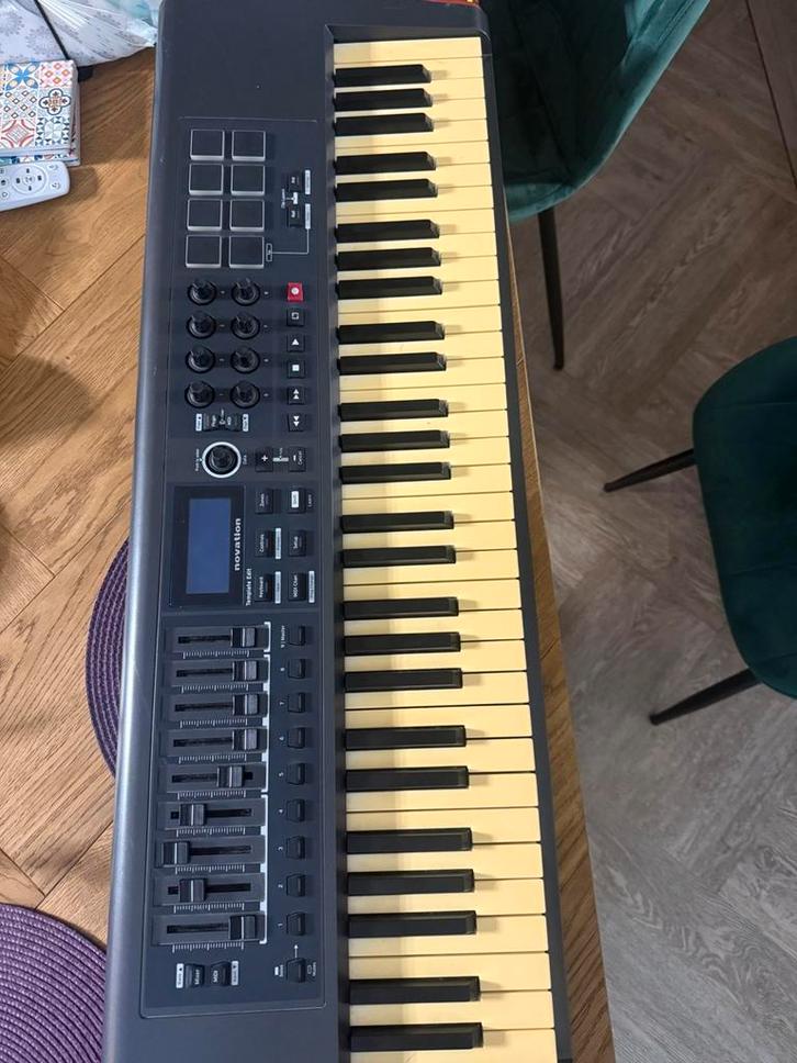 Novation Remote SL 61 (61-toets MIDI controller, Muziek en Instrumenten, Keyboards, Zo goed als nieuw, 61 toetsen, Overige merken