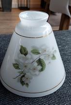 Vintage glazen Lampenkap met Bloemen, Huis en Inrichting, Lampen | Lampenkappen, Wit, Rond, Ophalen of Verzenden, Zo goed als nieuw