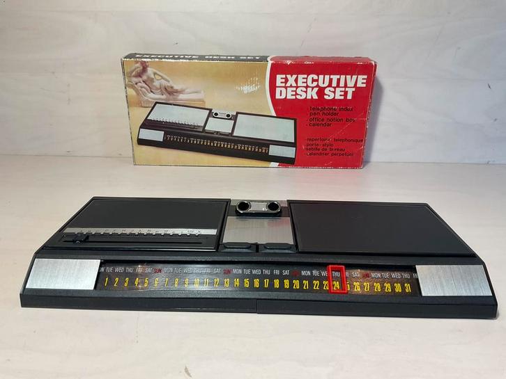 Vintage telefoonklapper, kalender pennenhouder etc, Diversen, Bureau-accessoires, Nieuw, Ophalen of Verzenden