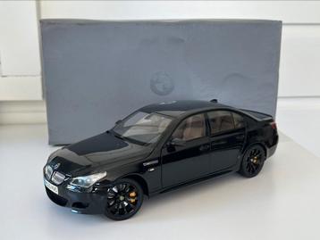 Kyosho BMW M5 e60 1/18 black on black !Uit Belgie! beschikbaar voor biedingen
