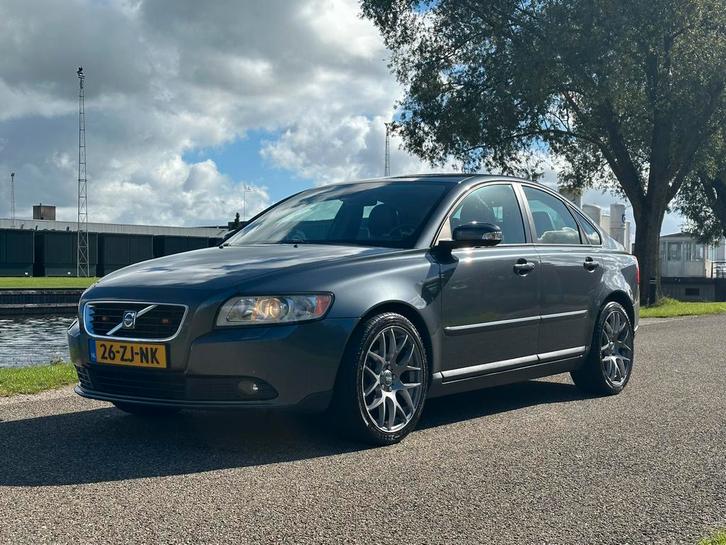 Volvo S40 1.8 Edition II | leder | Cruise | Clima | BBS |, Auto's, Volvo, Bedrijf, S40, Benzine, C, Sedan, Handgeschakeld, Origineel Nederlands
