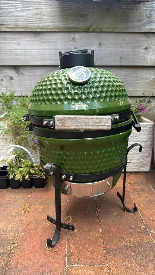 Kamado gril bbq, klein model, binnenpot stuk, Tuin en Terras, Houtskoolbarbecues, Zo goed als nieuw, Ophalen