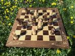 100% handgesneden schaakspel te koop, Een of twee spelers, Ophalen of Verzenden, Nieuw, Zelfgemaakt