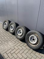 VW T5 spijkerbanden 205/65R 16C, Auto-onderdelen, Banden en Velgen, Ophalen, 16 inch, 205 mm, All Season