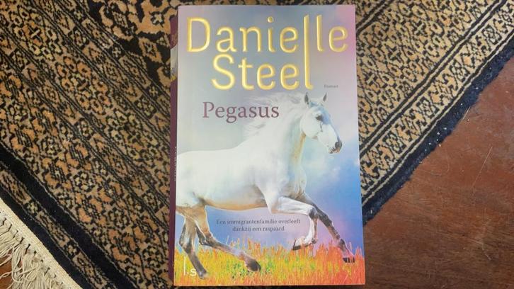 Danielle Steel - Pegasus, Boeken, Romans, Ophalen of Verzenden