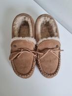 Warmbat Warenda dames suède cognac kleur., Kleding | Dames, Schoenen, Bruin, Ophalen of Verzenden, Pantoffels of Sloffen, Gedragen