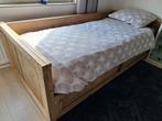 Stijger houten bed, Huis en Inrichting, Slaapkamer | Bedden, Ophalen, 90 cm, Eenpersoons, Zo goed als nieuw