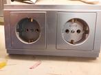 Jung WCD dubbel met Randaarde Grijs  3 stuks, Ophalen, Gebruikt, Stopcontact