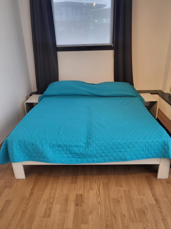 Auping Auronde 160x200 + 2x tafel igst, Huis en Inrichting, Slaapkamer | Bedden, Gebruikt, Tweepersoons, 160 cm, 200 cm, Hout