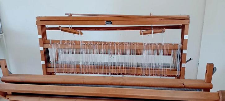 In prijs verlaagd: Lillstina Weefgetouw - 4 Schachts, Hobby en Vrije tijd, Overige Hobby en Vrije tijd, Ophalen