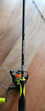 4 hengels. 2 combo's en 2 los. Zie beschrijving., Watersport en Boten, Ophalen, Zo goed als nieuw, Complete set