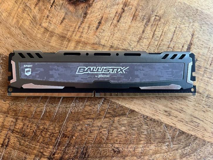 Crucial Ballistix 8GB DDR4 2.666MT/s, Computers en Software, RAM geheugen, Zo goed als nieuw, Desktop, 8 GB, DDR4, Ophalen of Verzenden