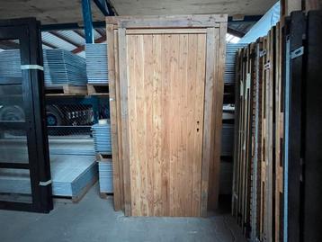 Houten Buitendeur met Kozijn 203x91cm beschikbaar voor biedingen