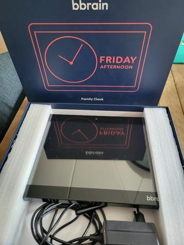 BBrain Family, klok voor dementerende ouderen beschikbaar voor biedingen