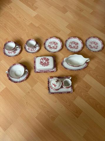 Servies Seltmann Weiden Bavaria Theresia Rood beschikbaar voor biedingen