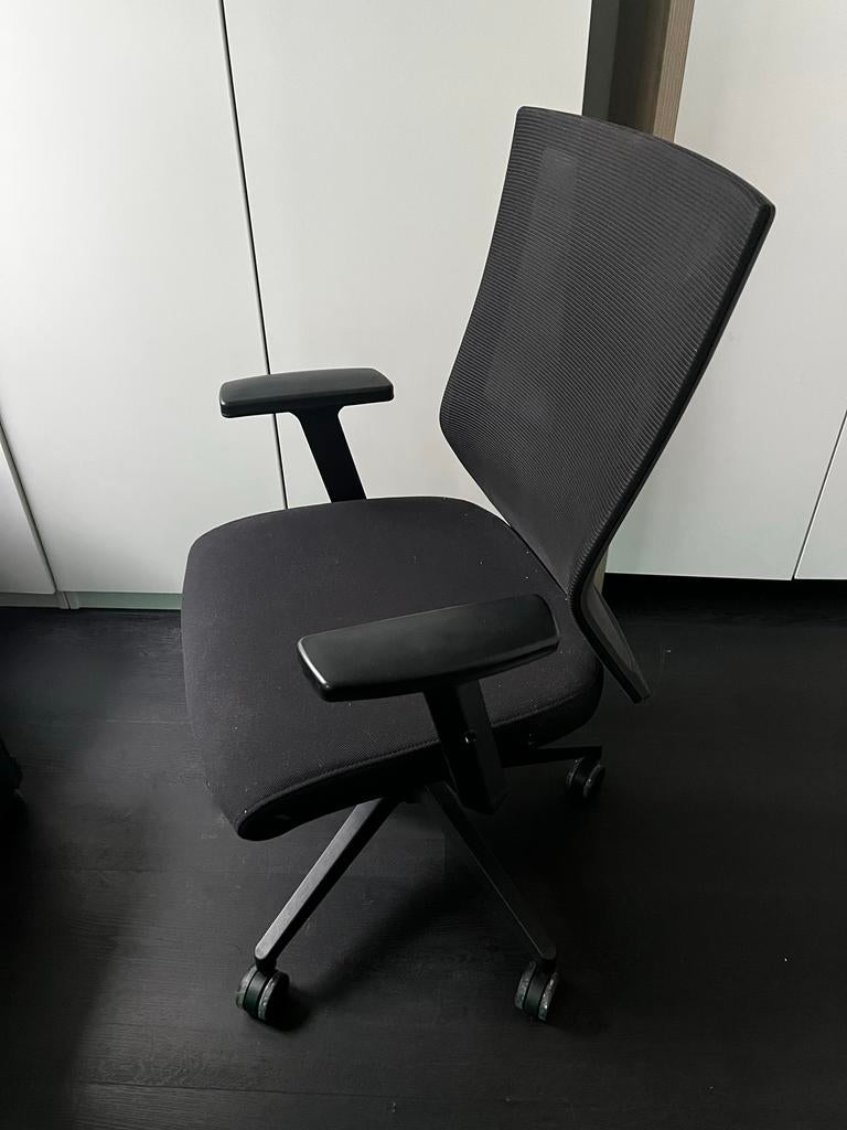 Zwarte WeWork bureaustoel - Zo goed als nieuw, Ophalen, Zwart, Zo goed als nieuw, Bureaustoel