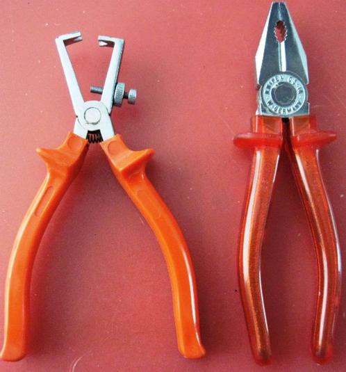 Gereedschap / elektromonteur, Doe-het-zelf en Verbouw, Gereedschap | Handgereedschap, Nieuw, Ophalen of Verzenden