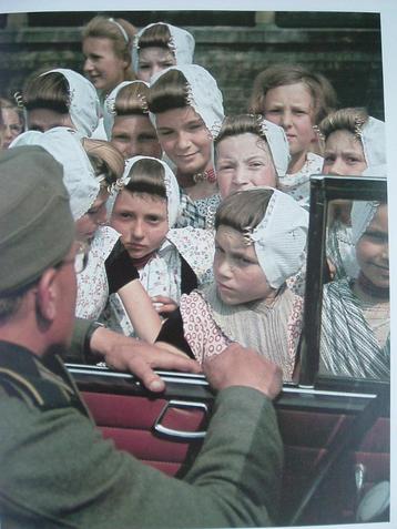 Fotografie in bezettingstijd 1940 - 1945. beschikbaar voor biedingen