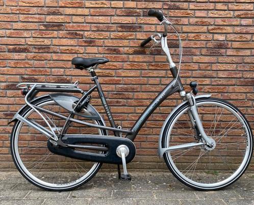 DAMESFIETS BATAVUS MAMBA 28INCH,i z.g.s., Fietsen en Brommers, Fietsen | Dames | Damesfietsen, Zo goed als nieuw, Batavus, Versnellingen