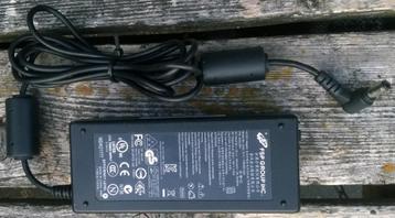 Oplader Laptop FSP, FSP065-ASC 19 Volt 65 Watt beschikbaar voor biedingen
