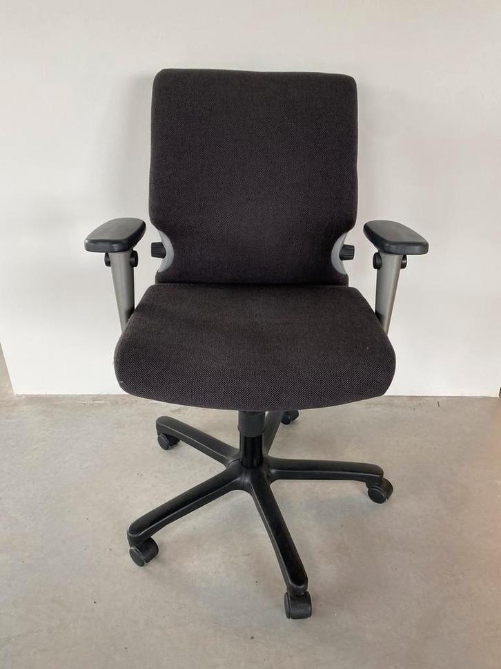 Comforto bureaustoel Burostoelen zwarte stoffering, Huis en Inrichting, Bureaustoelen, Gebruikt, Bureaustoel, Zwart, Ophalen of Verzenden