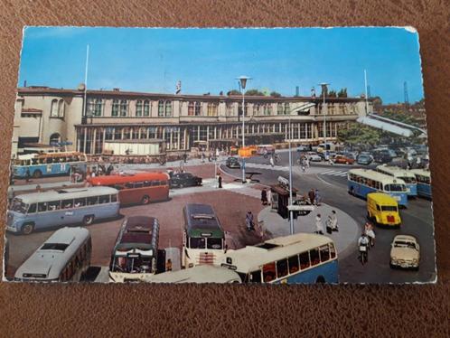 Utrecht Station, autobussen en auto's, Verzamelen, Ansichtkaarten | Nederland, Gelopen, Utrecht, 1940 tot 1960, Ophalen of Verzenden