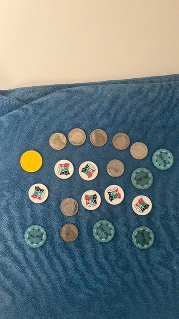 Oude consumptiemunten. beschikbaar voor biedingen