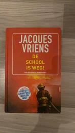 Jacques Vriens - De school is weg!, Boeken, Kinderboeken | Jeugd | 10 tot 12 jaar, Ophalen of Verzenden, Jacques Vriens, Zo goed als nieuw