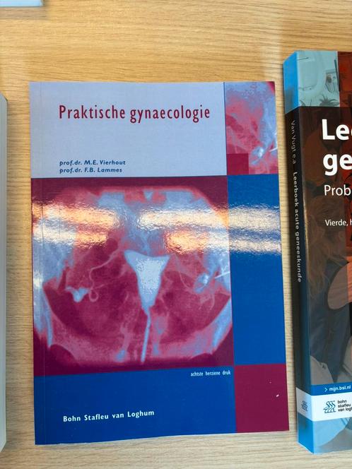 M.E. Vierhout - Praktische gynaecologie, Boeken, Wetenschap, Zo goed als nieuw, Ophalen of Verzenden