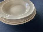 borden wedgwood traditional queens ware, Huis en Inrichting, Keuken | Servies, Ophalen of Verzenden, Zo goed als nieuw, Bord(en)