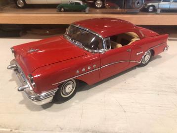 1:18 Buick Century  Coupe 1955 Mira Rood beschikbaar voor biedingen