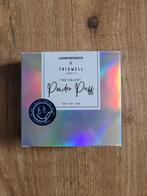 Look fantastic x trigwell - powder puffs nieuw, Gehele gezicht, Zwart, Nieuw, Ophalen of Verzenden