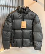 Zwarte Burberry jas met patroon, Ophalen of Verzenden, Zo goed als nieuw, Maat 48/50 (M), Zwart