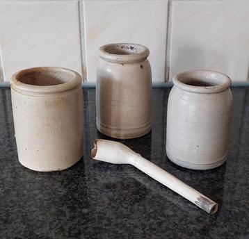 steengoed zalfpotjes met zoutglazuur + oud pijpje beschikbaar voor biedingen