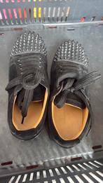 Christian Louboutin maat 36, Ophalen of Verzenden, Zo goed als nieuw, Zwart, Sneakers of Gympen