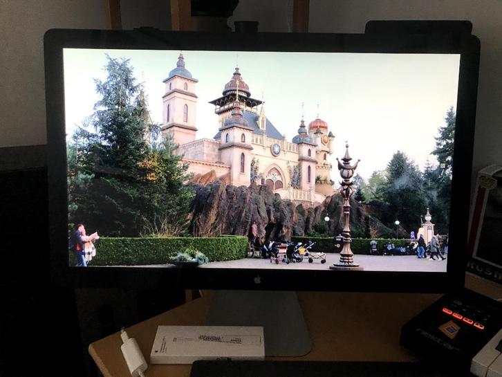 Apple 27" Thunderbolt Display met USB C verloopkabel, Computers en Software, Monitoren, Gebruikt, 60 Hz of minder, Thunderbolt