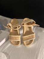 Helemaal nieuwe zomer sandalen maat 37; boho en leuk!, Ophalen of Verzenden, Nieuw, Beige, Sandalen of Muiltjes