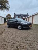 Ford Fiësta 1.0 5D 2016 Zwart / LEDER / INCL WINTERBANDEN, Auto's, 525 kg, Origineel Nederlands, Handgeschakeld, 39 €/maand