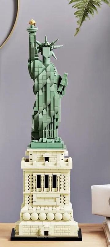 LEGO 21042 Architecture Vrijheidsbeeld  beschikbaar voor biedingen