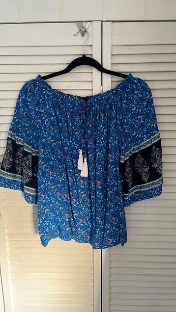 Off shoulder top Mt. S blauw beschikbaar voor biedingen