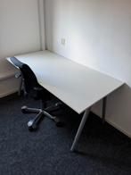 Bureau + bureaustoel, Ophalen, Zo goed als nieuw