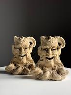 2x Hand Carved marmeren satyrs, Verzamelen, Beelden en Beeldjes, Ophalen, Gebruikt