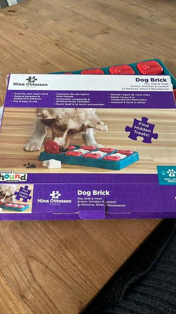 Honden puzzel dog brick beschikbaar voor biedingen