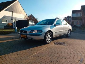 Volvo S60 2.4 140PK 2001 Grijs beschikbaar voor biedingen