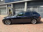 BMW 5 Serie Touring 530i M-sport Km 145.000 Bj 2006 youngtim, Automaat, Achterwielaandrijving, Gebruikt, Zwart