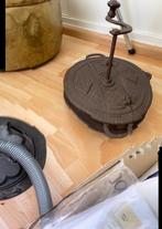 Antieke koffiebonen maler, Ophalen