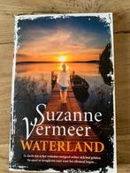Waterland - Suzanne Vermeer, Boeken, Thrillers, Ophalen, Zo goed als nieuw, Nederland