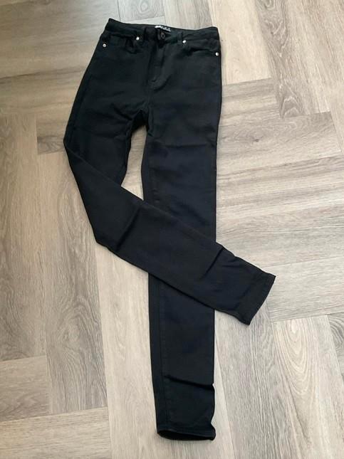 Toxik3 zwarte broek mt. 36., Kleding | Dames, Broeken en Pantalons, Zo goed als nieuw, Maat 36 (S), Zwart, Lang, Ophalen of Verzenden